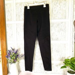 Express Core women’s leggings